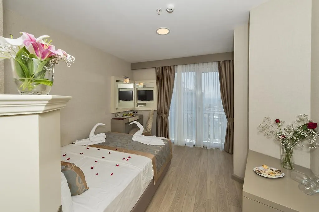 Marcello Hotel Стамбул